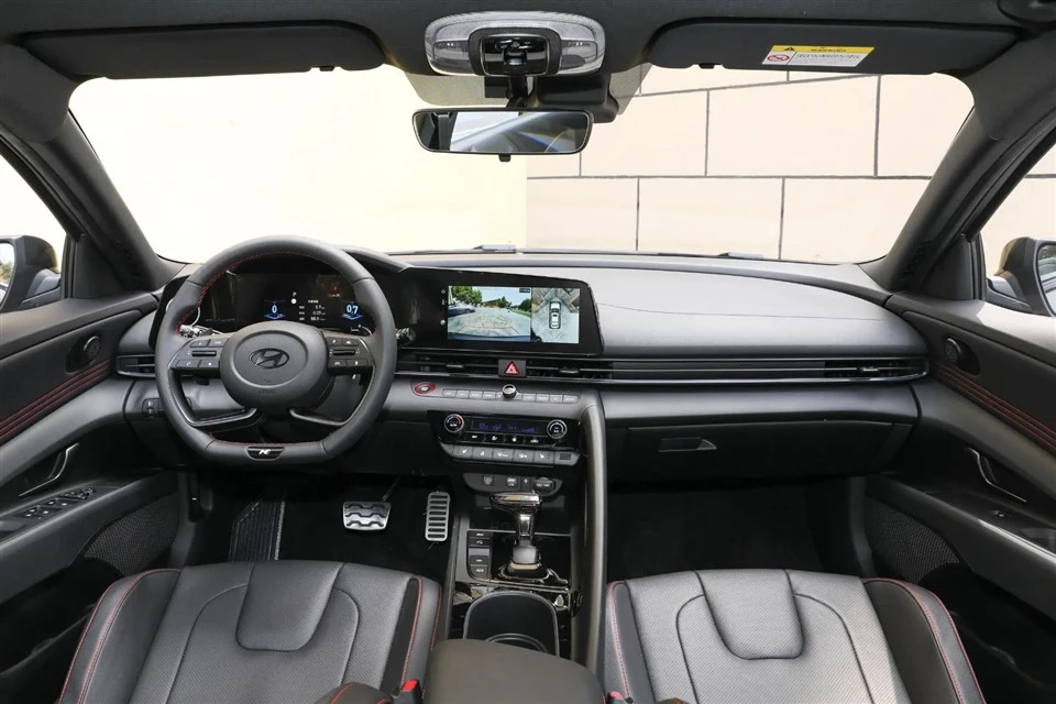 2023 Elantra 1.4T
